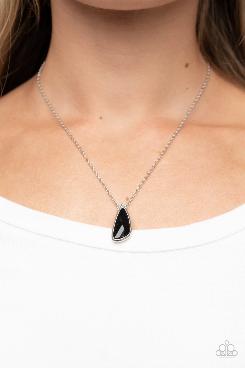 Envious Extravagance - Black Necklace